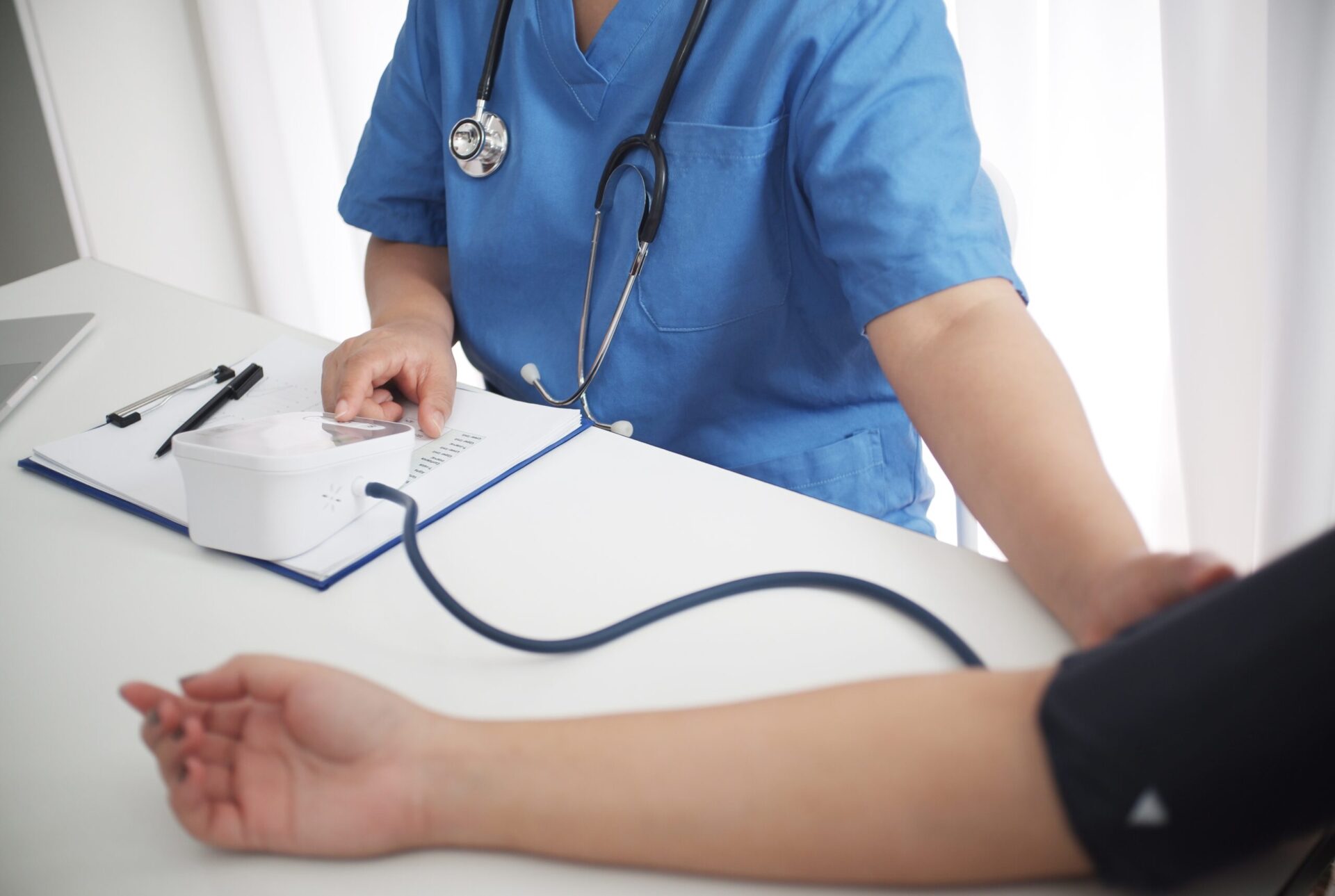 THE IMPORTANCE OF ACCESSIBLE HEALTHCARE: WHY URGENT CARE ALHAMBRA MATTERS